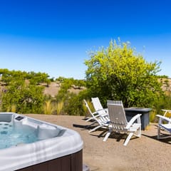Casa Caballo: Vineyard views and close to downtown