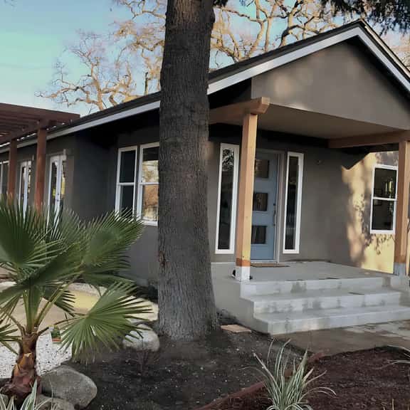 Park and 8th-Just 3 blocks to Downtown Paso! - Image 1
