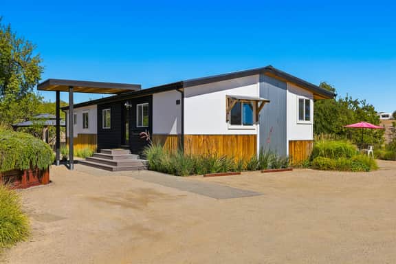 Casa Caballo: Vineyard views and close to downtown - Image 3